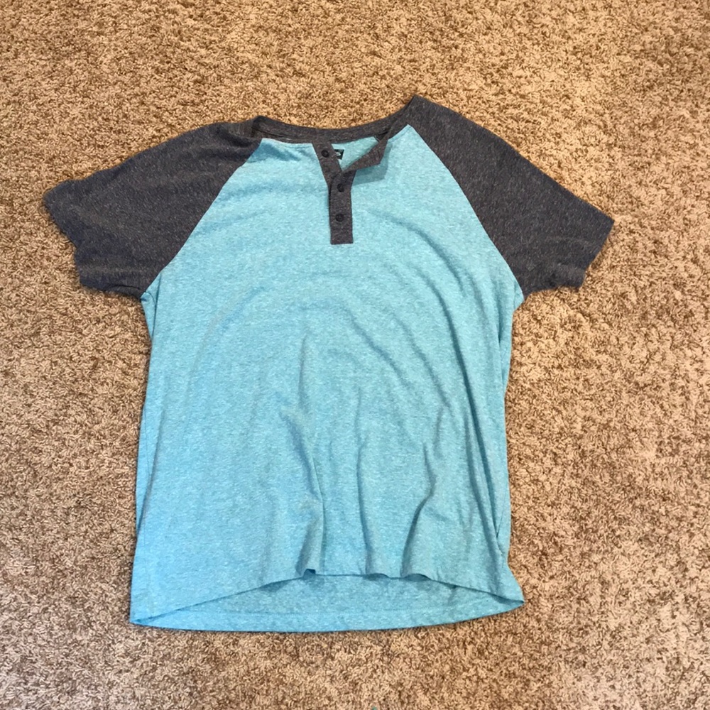 Levi’s Henley